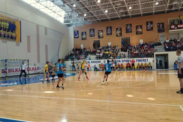 CSM București a câștigat clar derby-ul cu Corona Brașov, de sub Tâmpa, din etapa a cincea a Ligii Naționalei feminine de handbal