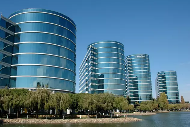 Oracle își face un Skynet. Campusul Oracle din Redwood City, Silicon Valley