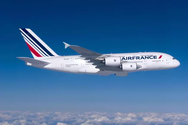 Motorul unui avion Air France a explodat în zbor