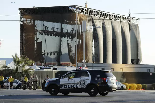 Masacrul din Las Vegas | Cronologia atacului, modificată de poliție. Reprezentanții hotelului nu sunt de acord cu această versiune