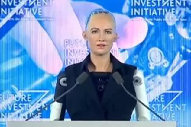 Sophia, primul robot umanoid care a primit cetăţenia unui stat | VIDEO