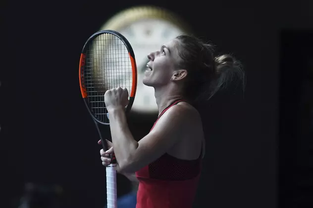 Simona Halep s-a calificat în finala de la Australian Open, după un joc formidabil cu Angelique Kerber / VIDEO