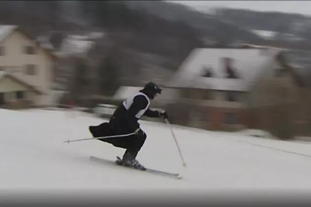 VIDEO| Preoți în sutană pe pârtia de schi într-o competiție înființată de Papa Ioan Paul al II-lea