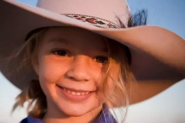 Sinuciderea care a șocat Australia: o fată de 14 ani, imaginea unei firme celebre, și-a pus capăt zilelor