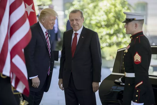 Trump și Erdogan vor discuta pe tema intervenției Turciei în Siria