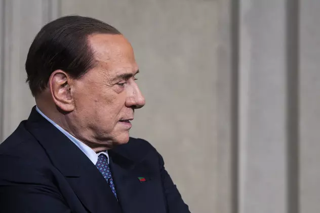 Berlusconi a anunțat că va candida la alegerile europarlamentare