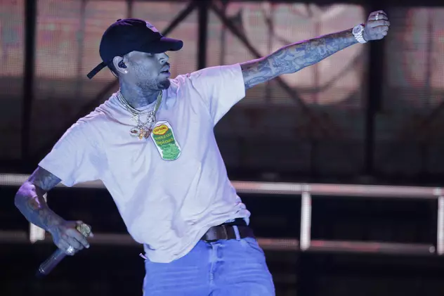 Chris Brown a fost dat în judecat de o femeie care spune că a fost violată