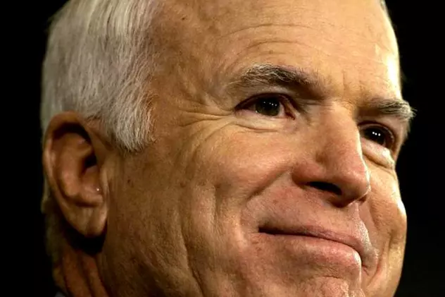 McCain nu contează pentru că oricum moare