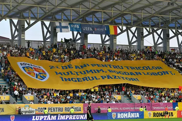 FRF falsifică istoria naționalei, printr-un banner mincinos. Bogdan Lobonț a fost tricolor 15 ani, nu 21!