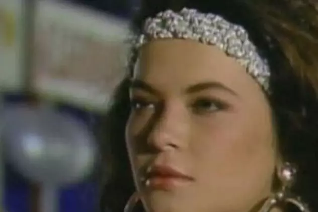 Vedeta din telenovela Kassandra, în costum de baie. Ce trup are Coraima Torres la 45 de ani | FOTO