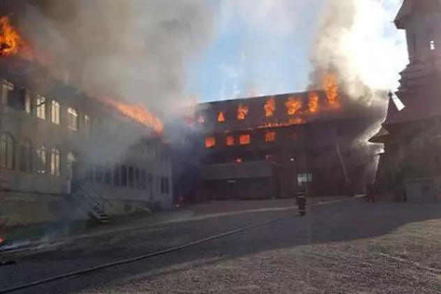 Incendiu de proporții la Mănăstirea Sf Mina din Roșiori, Suceava