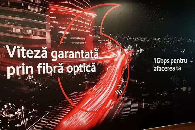 Vodafone va oferi internet și cablu TV prin rețeaua Telekom. Logo Vodafone care promovează internetul fix