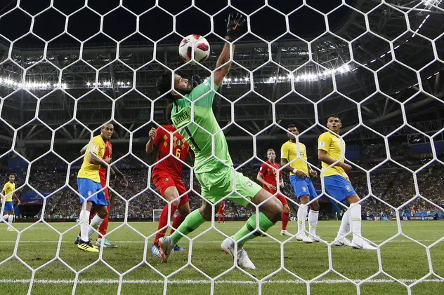 Brazilia - Belgia 1-2, în sferturile Campionatului Mondial de fotbal Rusia 2018. Turneul final, fără sud-americani. Prima semifinală, Franța - Belgia