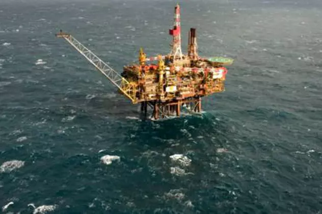 Black Sea Oil & Gas va investi 400 de milioane de dolari în Marea Neagră. Platformă petrolieră