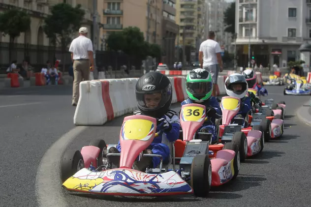 Restricții rutiere în centrul Capitalei, în weekend, pentru Supercupa României la Karting electric