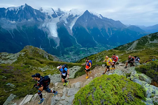 Români la cea mai tare cursă de alergare din Alpi. Participă 38 de ”tricolori”