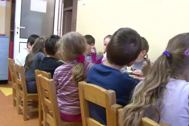 18 copii dintr-o grădiniță din Teleorman au fost spitalizați cu toxiinfecție alimentară. Instituția a fost închisă