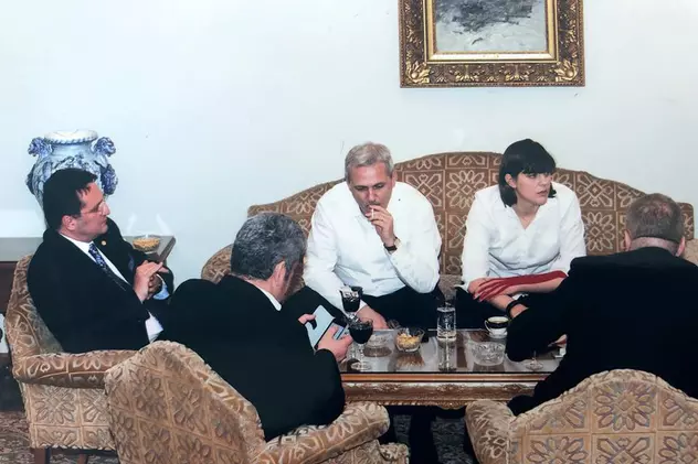 Victor Ponta a făcut publică o nouă poză cu Dragnea, Kovesi și George Maior