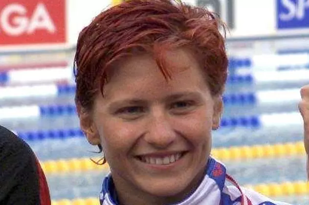 (FOTO) O româncă numită ministrul Sportului în Franța. Fosta înotătoare Roxana Mărăcineanu a fost numită de Macron în guvernul francez
