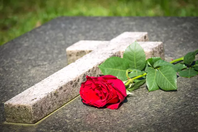 Topul celor mai populare melodii la înmormântări
