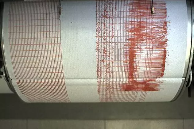 Cum a arătat cutremurul de 5,8 grade pe seismograful de la Muntele Roşu