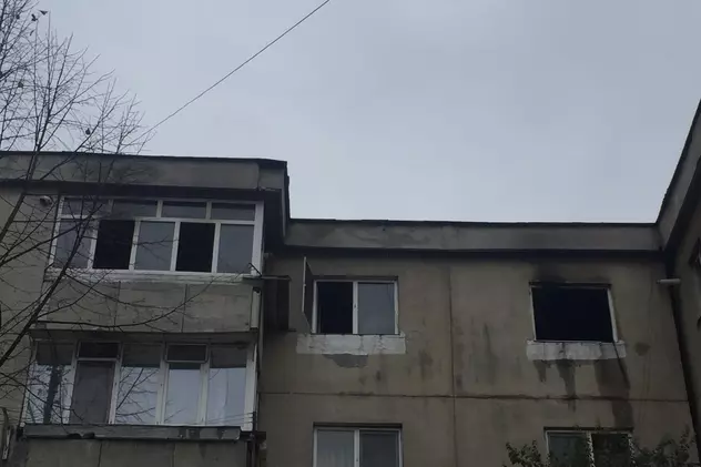 Un bărbat din Rovinari s-a aruncat de la etaj de tema flăcărilor