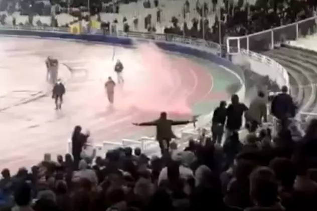 Violențe fără precedent la meciul AEK Atena - Ajax: O bombă cu petrol a fost aruncată în sectorul fanilor olandezi