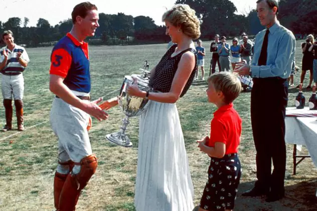 Reacția Prințului William când s-a aflat că Prințesa Diana a avut o aventură cu James Hewitt