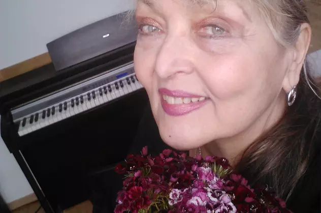 Cântăreața și profa de canto Viorela Filip revine în muzică, după 12 ani! Lansează un CD dedicat soțului ei