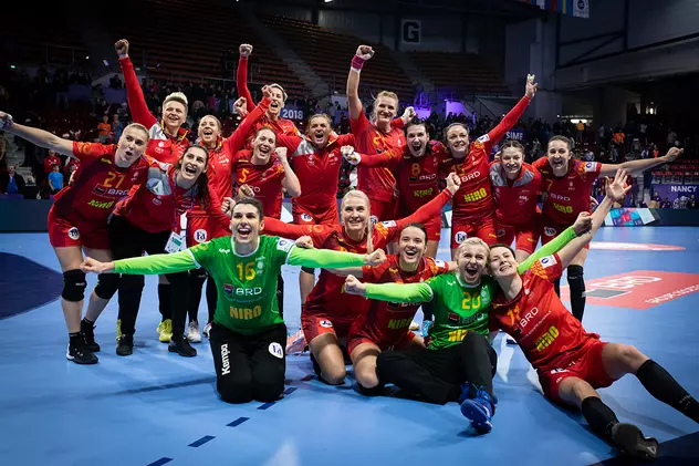 Succes, egal sau pierdem cu Ungaria la maximum două goluri = semifinale! Victorie: România - Spania, 27-25 la Euro 2018 de handbal feminin | GALERIE FOTO&VIDEO
