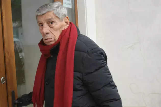 Mitică Popescu rezolvă integrame din Libertatea la cafea! Marele actor a descoperit combinația perfectă pentru o dimineață frumoasă