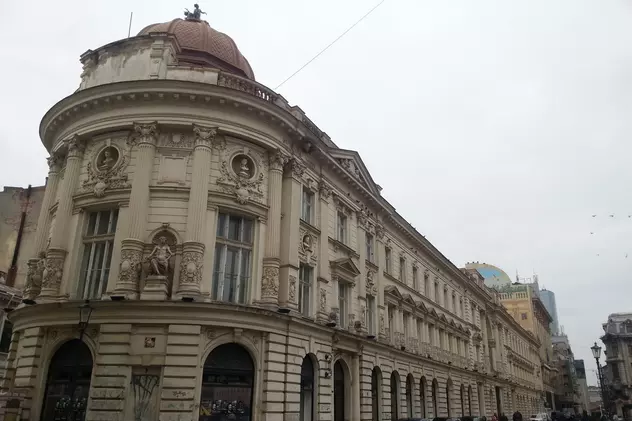 Muzeul Holocaustului nu se va mai amenaja în Palatul Dacia. Clădirea a fost cumpărată de Primărie pentru 63 de milioane de lei, pentru ”Pinacoteca Municipiului București” și urma să fie cedată gratuit Institutului Elie Wiesel