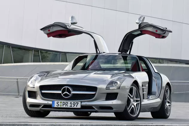 60.000 de maşini Mercedes-Benz rechemate în service