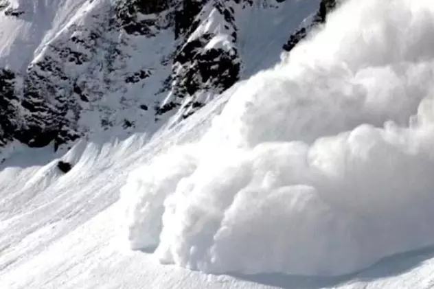 Trei alpiniști morți în urma unei avalanșe în Canada