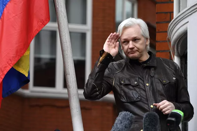 WikiLeaks: Julian Assange o să fie arestat în "câteva ore sau zile". Organizația acuză ambasada Ecuadorului că-l va "expulza"
