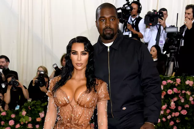 Kim Kardashian si Kanye West au devenit parinti pentru a patra oara