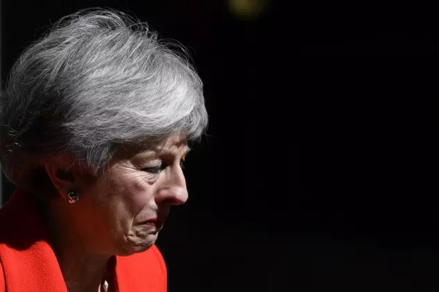Theresa May demisionează astăzi. Rămâne, însă, premier până în iulie