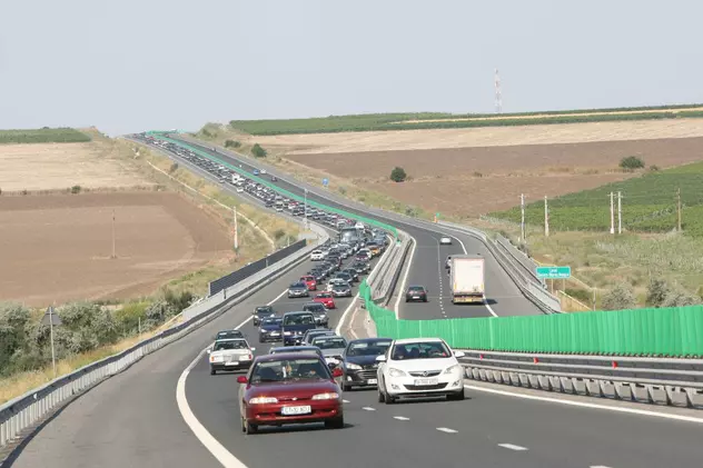 Accident cu trei maşini pe Autostrada Soarelui, pe sensul către Bucureşti