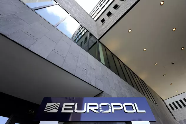 Europol anunță destructurarea unui „supercartel” de traficanți de cocaină în Dubai și Europa