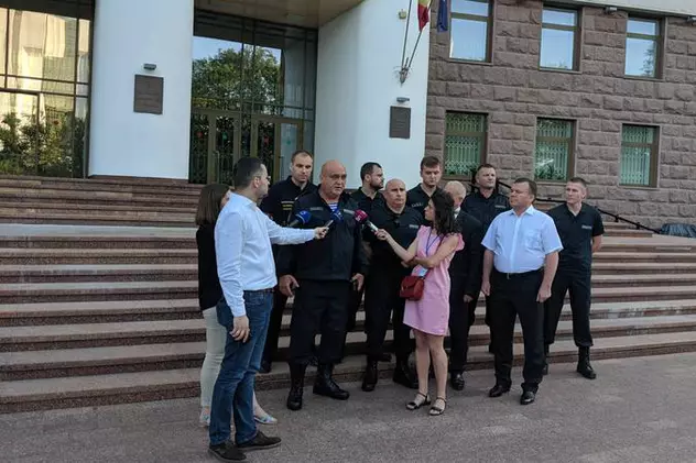 Polițiști din Republica Moldova recunosc Guvernul Sanda