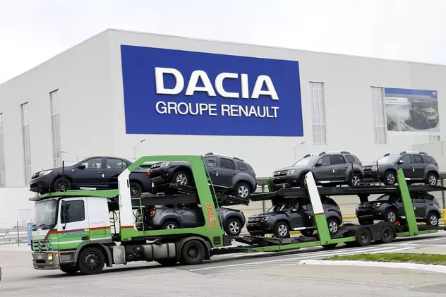 Dacia a oprit pentru o zi producția la Mioveni din cauza crizei de cipuri de la nivel mondial. Uzina Dacia de la Mioveni