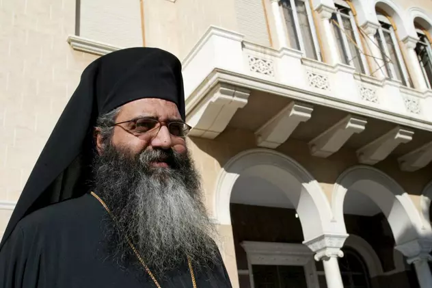 Un preot din Cipru susține că persoanele gay se nasc după ce femeile însărcinate fac sex anal