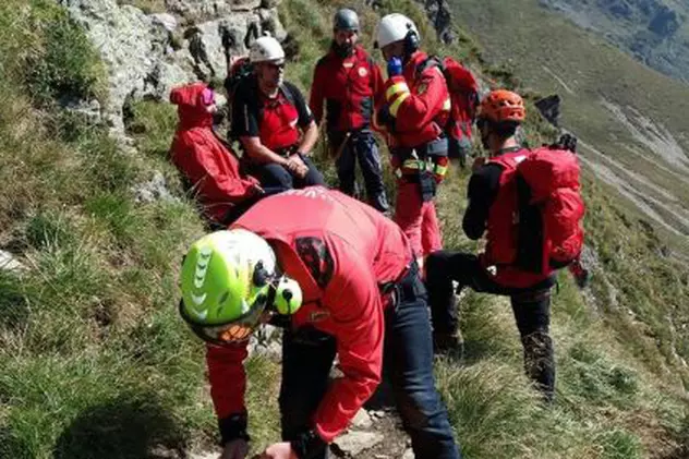 Salvamontiștii au recuperat cinci copii epuizați fizic de pe un traseu din Bucegi