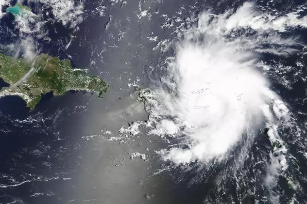 Uraganul Dorian a ajuns în categoria 4. Florida, următoarea țintă