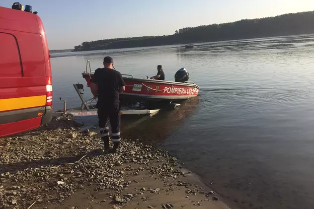 Un elev din Slatina a fost găsit mort pe malul râului Olt. Poliția face verificări