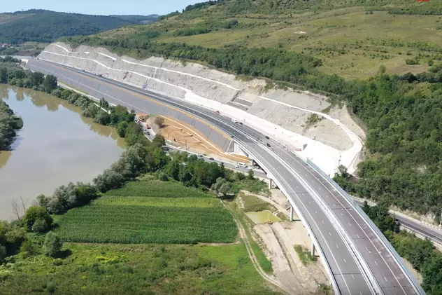 În 7 ani, americanii au ajuns pe Lună. În România o autostradă de 100 de kilometri nu este gata nici după 9 ani. Autostrada Lugoj-Deva
