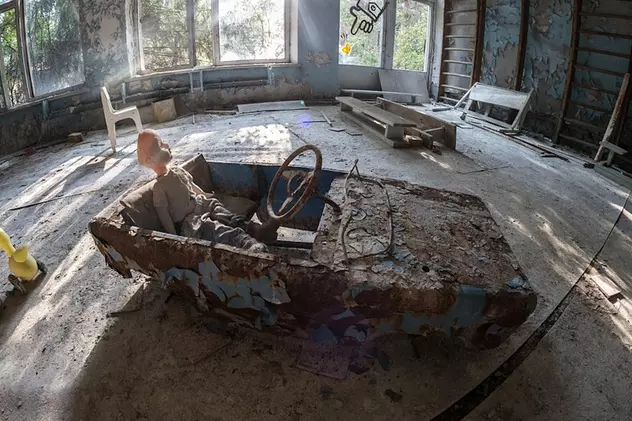 Cernobîl a devenit destinație turistică pentru români. Cât costă vizitarea fostei centrale nucleare și ce accesoriu surpriză vor primi turiștii