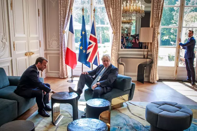 Franța anulează invitația Marii Britanii la întâlnirea pe tema migrației, după scrisoarea lui Boris Johnson, către Emmanuel Macron, publicată pe Twitter