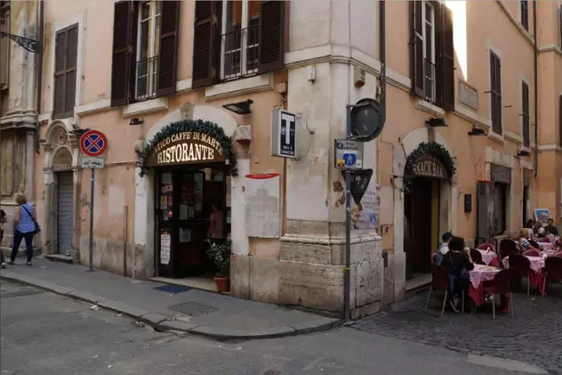 Un restaurant din Roma este acuzat că ”umflă” notele de plată. Mai mulți turiști atrag atenția cu privire la sumele exorbitante plătite