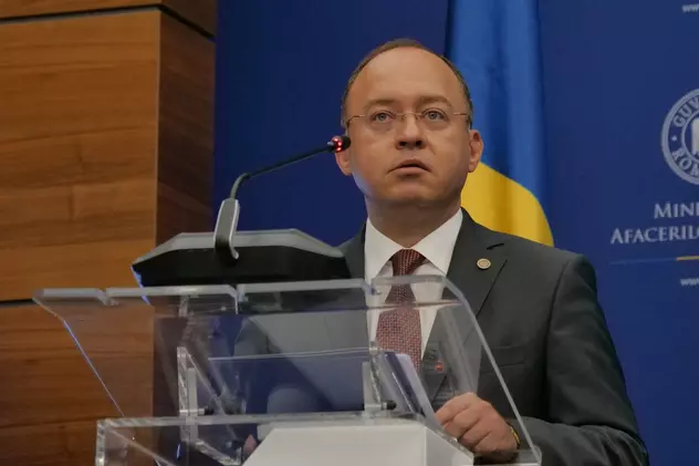 Cine este Bogdan Aurescu, noul ministru de Externe. Consilier al preşedintelui, a mai fost în Executiv, în perioada lui Ponta